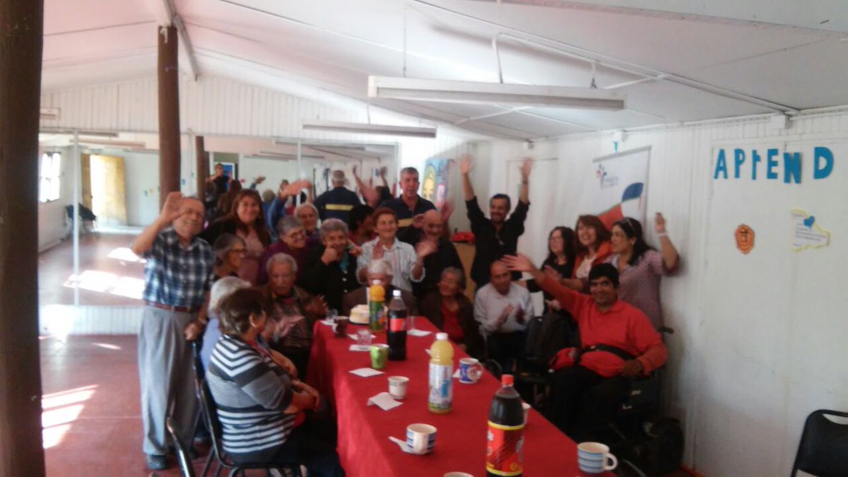 CFLaFlorida's tweet photo. Hoy celebramos el cumpleaños del participante más longevo, felices 105 años Don Luís @funfamilias https://t.co/TvDGdI3Oat