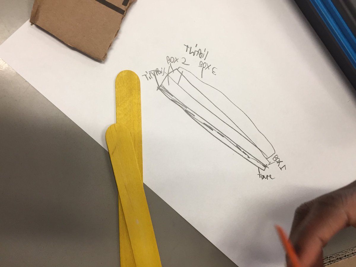 amorris425's tweet photo. Group collaboration, engineering, and perseverance on display @adrianmaples Lincoln Elem #ScienceDay.   #Don’tSinktheBoat #lisdedtech @AnnSmart17 https://t.co/NZsTj8Rt75