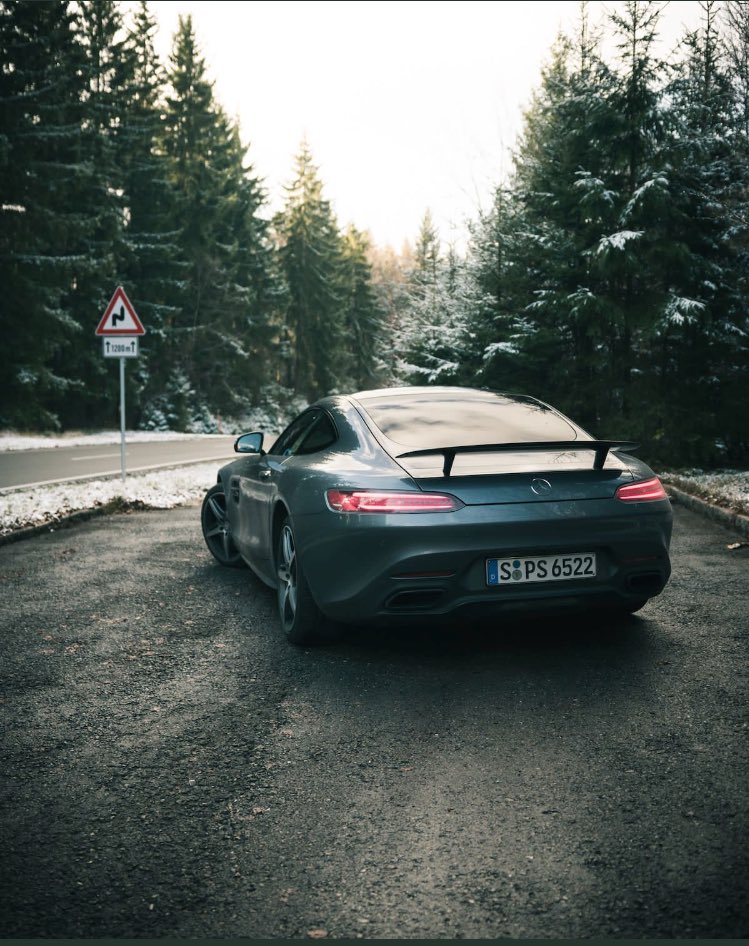 formulaone2018's tweet photo. With a 522 horsepower V8 biturbo engine made to dominate both road and track, nothing insipires adventure like the Mercedes-AMG GT S.

What does everyone think of this speed machine 😎🤩 ?? #mercedes #formulaone #F1 #fastcars https://t.co/4dyqQjdqhS
