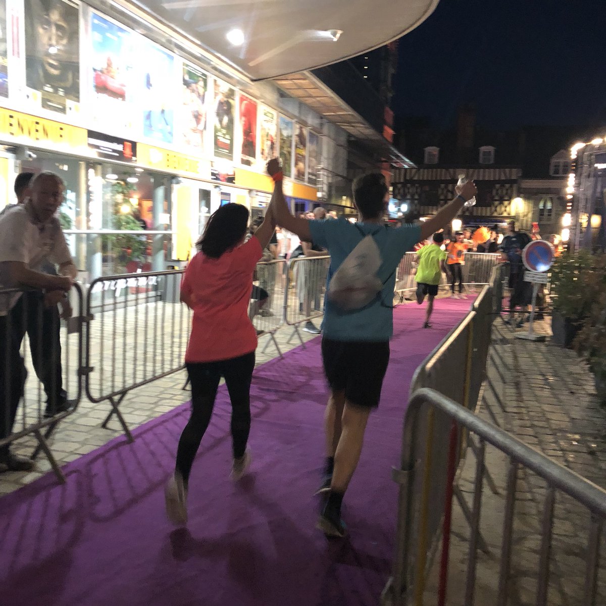 Light_Up_Run's tweet image. Bravo à tous nos Light Up Runners ! Vous êtes super ! @Light_Up_Run #LUR2018