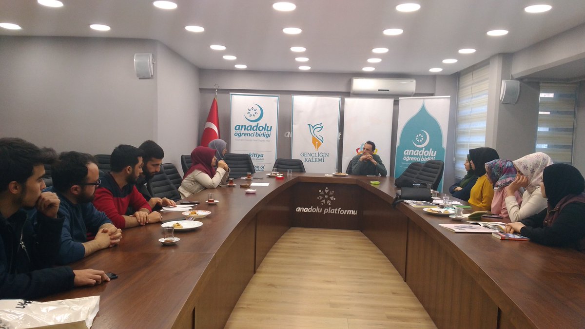 Kitap hazırlama tasarım çalışmalarımız devam ediyor. @GSBgenclikproje