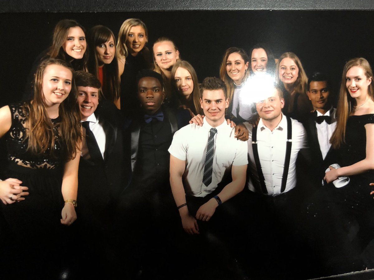 sam_lawson96's tweet photo. Amazing last colours with my club @equestrian_bu #UBUColoursball2018 https://t.co/1zPqEcUUgM