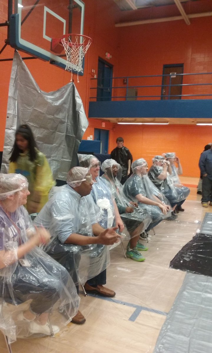 AkasCulture's tweet photo. NJHS thanks all of the teachers who participated in our pie a teacher fundraiser. #NewDay @LexMidSchool https://t.co/9xwHZQi8rC