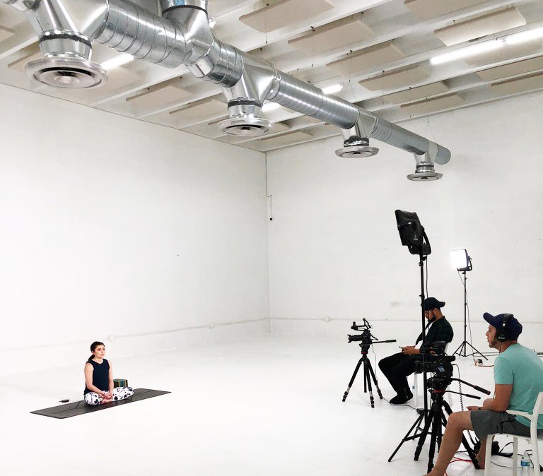 thewhitepantry's tweet photo. Yoga production in session✌🏻
Head over to https://t.co/jgKWJMGeOl to book your event today
#thewhitepantry #miami #wynwood #production #eventspace #eventvenue https://t.co/8yLMaHmopR