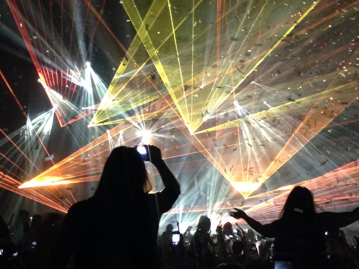 SamBeale_'s tweet image. 😢 #rip