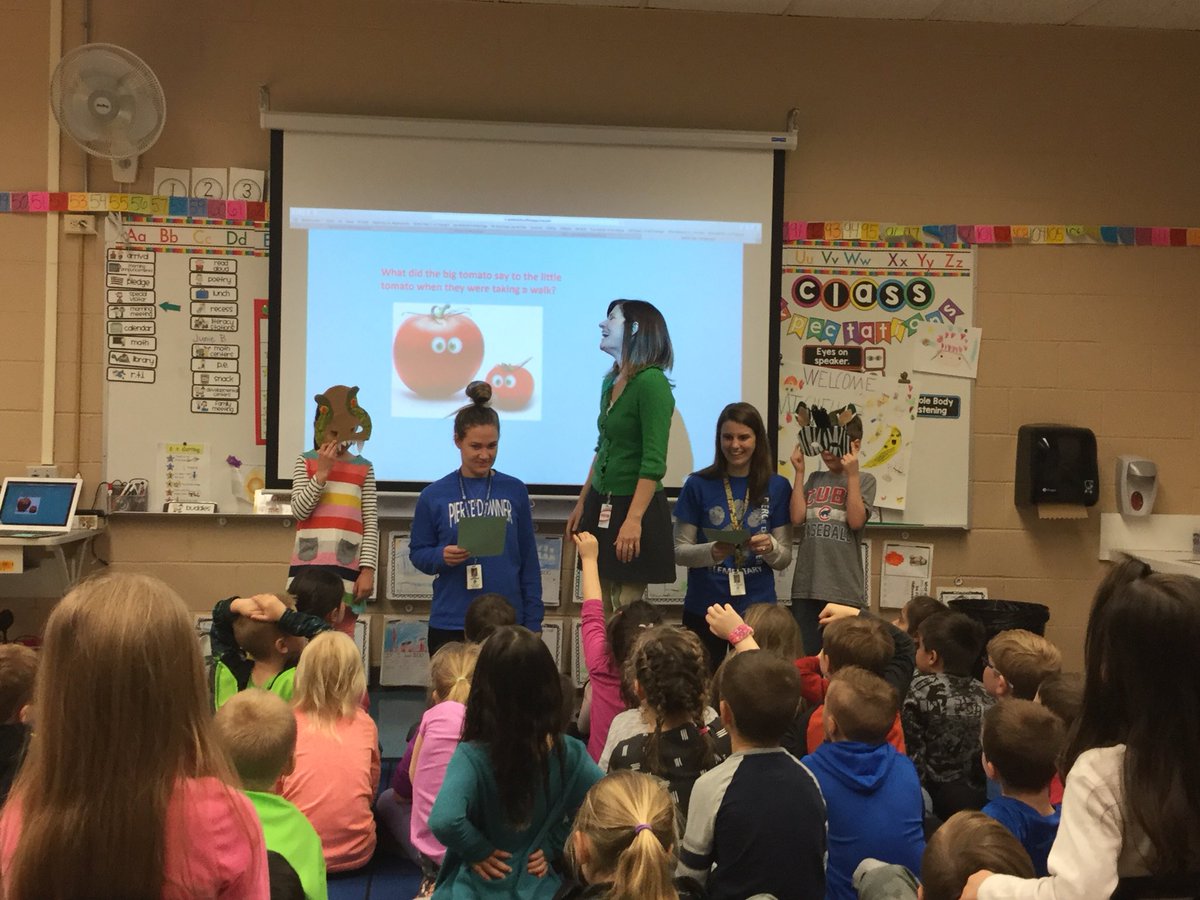 PierceDownerLRC's tweet photo. This year’s Author Fest kicked off with Michelle Schaub. Our Kindergarteners loved seeing their teachers read her two-voice poem together!! @Schaubwrites #DG58Learns #dg58lrcs @AuthorFestDG58PTA @PierceDowner https://t.co/51WHPnqOpj