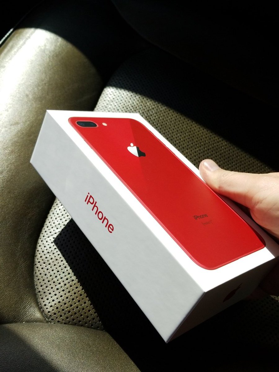 TheMattStout's tweet image. Maybe today's video will be #UnBoxing my new #RediPhone 🤔

Retweet if you want to see it!