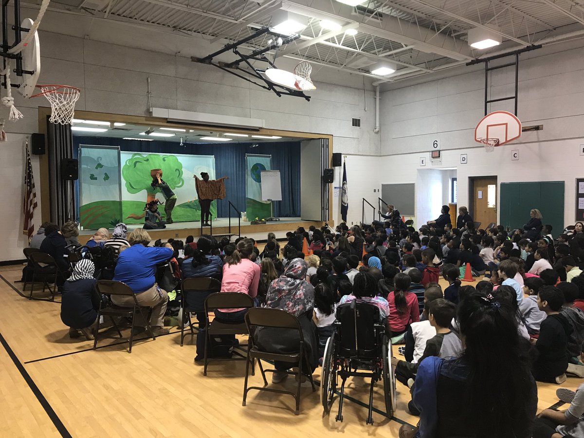 BullRunESMusic's tweet photo. What an amazing assembly this morning! Thanks @parklawn_pta for bringing in such a spectacular event! https://t.co/WA1c6rJ6DS