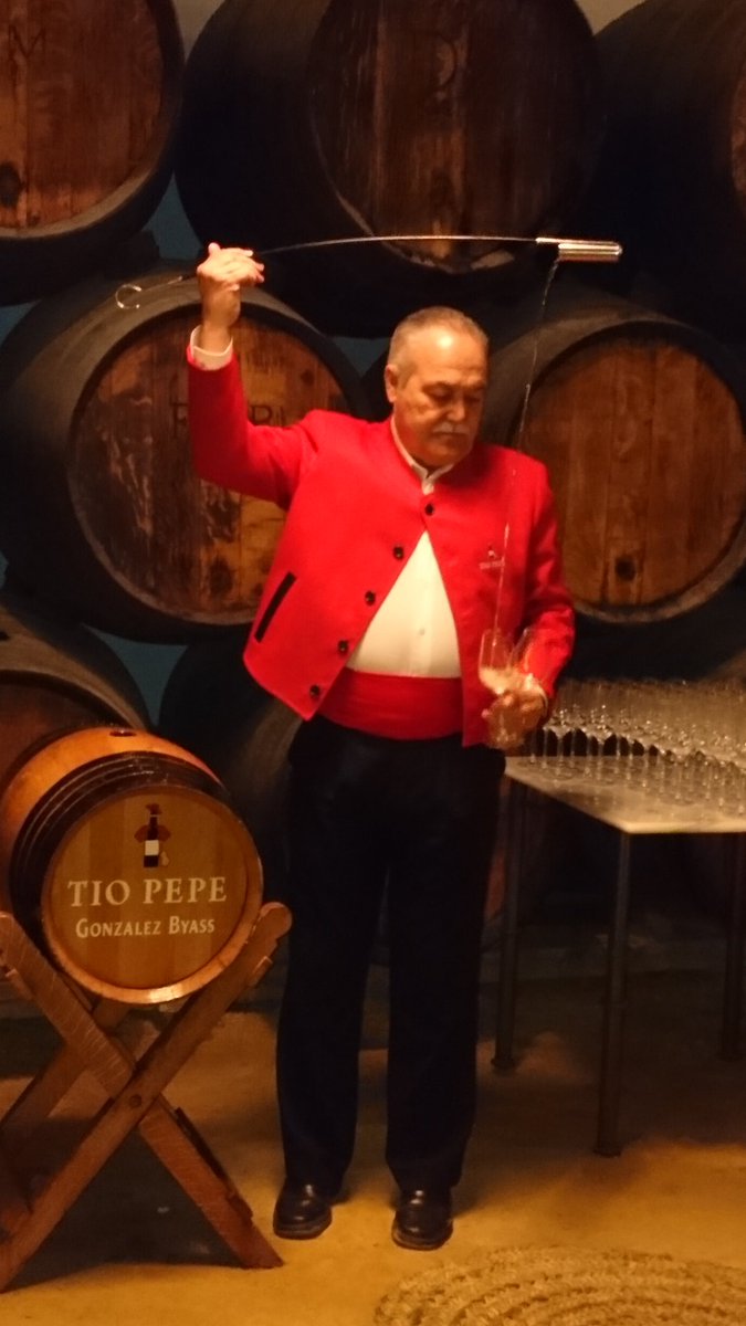 DieseEineKurve's tweet photo. Splendid reception and conference dinner for @aesla2018 @aesla_twit
@TioPepeFino @GonzalezByassUK https://t.co/IMNwrc4fxG