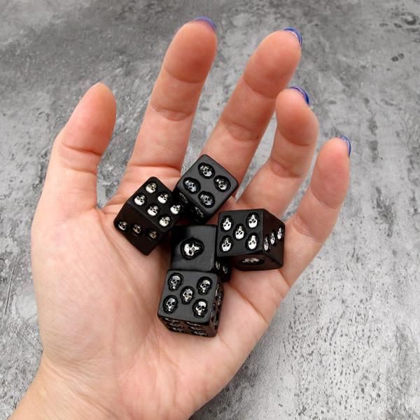GeekyGet's tweet photo. Black Skull Dice set adds fun to your favorite board games ๐
Order now โบย https://t.co/kb2sFhrsZM
#skull #goth #dice #board #games #geekyget https://t.co/tous82y0Rv