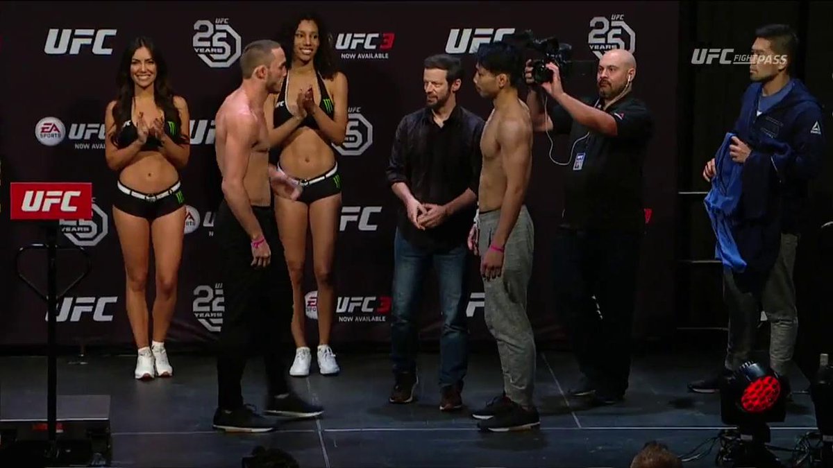 UFC (@ufc) on Twitter photo 2018-04-20 21:06:50 Welterweights get us going on @UFCFightPass!
@TMartinMMA takes on @KtaNakamura at #UFCAC! Welterweights get us going on @UFCFightPass!
@TMartinMMA takes on @KtaNakamura at #UFCAC!