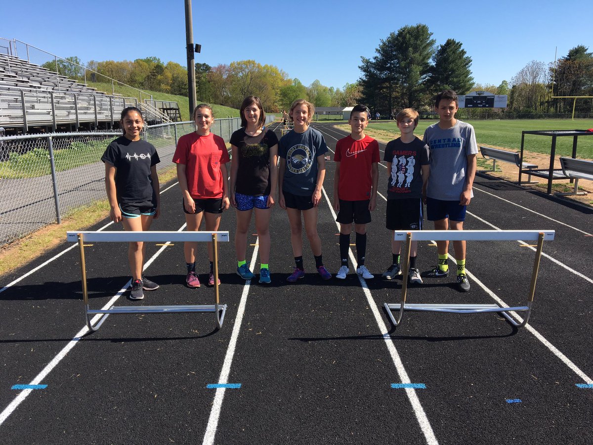 McmillensSara's tweet photo. CMS Hurdlers have worked hard this season! @CMS_Hornets #thetracklife https://t.co/5e7sejNItQ