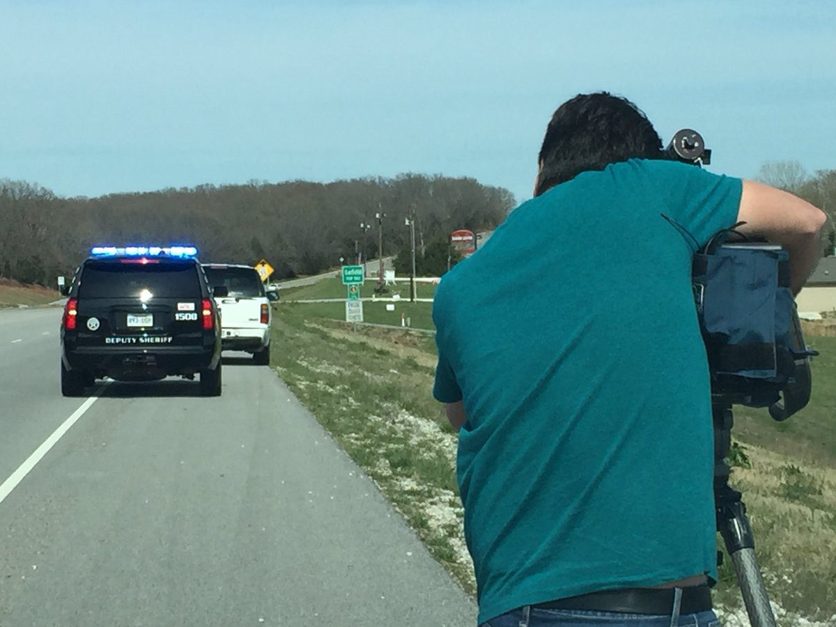 JamieWeissTV's tweet photo. Photographer Jeremy and I following @BentonCoSheriff as they look for #DruggedDrivers #420 #DriveHighKissLicenseGoodbye @4029news https://t.co/3OsC2RhISc