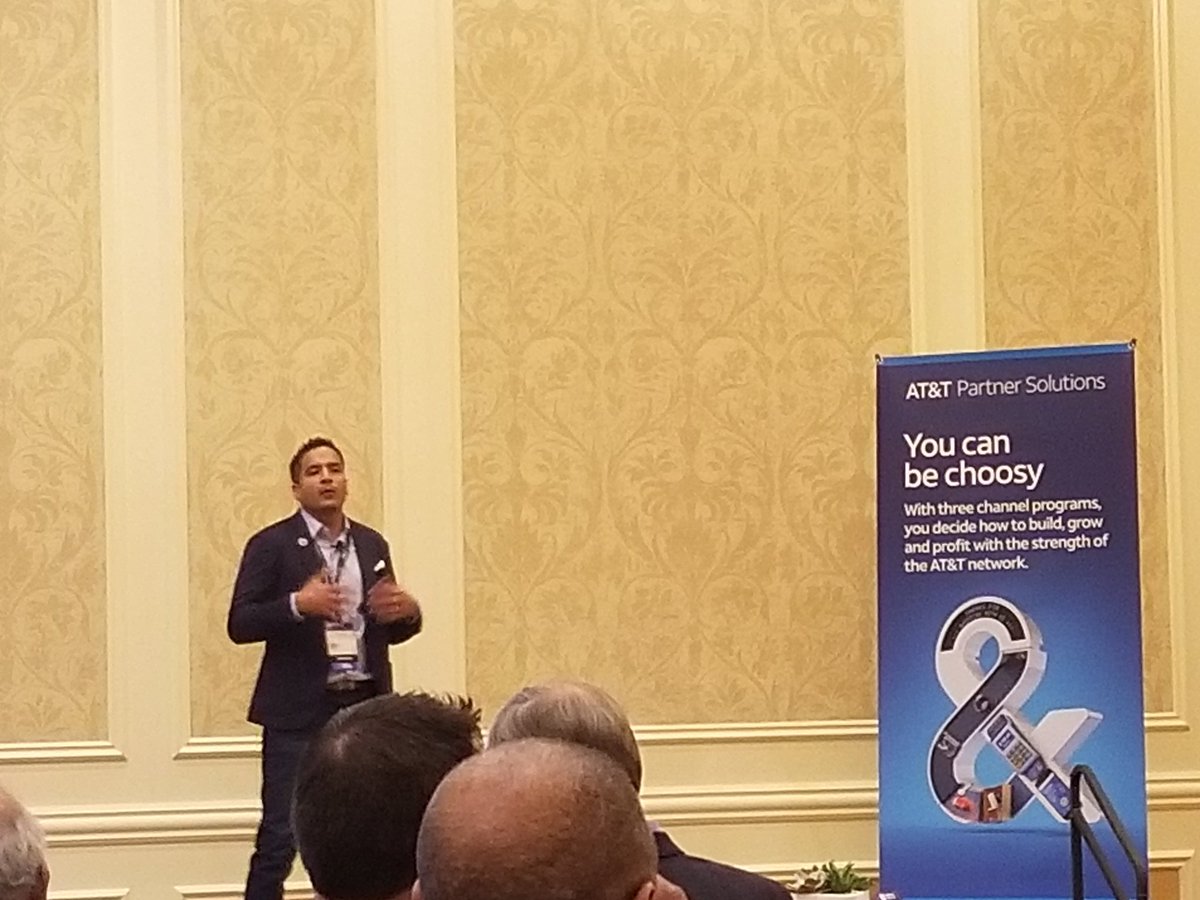 HarvLivingston's tweet photo. #cpexpo in Vegas was phenomenal our AT&T channel chief @ZeeHussain7 & #alliancechannel leader @KG_Leonard let our #partners know we are bigger & bolder together and we have unlimited possibilities #Go4Growth #lifeatatt https://t.co/3LSfF8gJpD