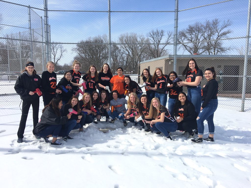 MadeliaSoftball's tweet photo. Using our hairdryers to help melt the snow and dry up the field! https://t.co/m8WL2bflL1