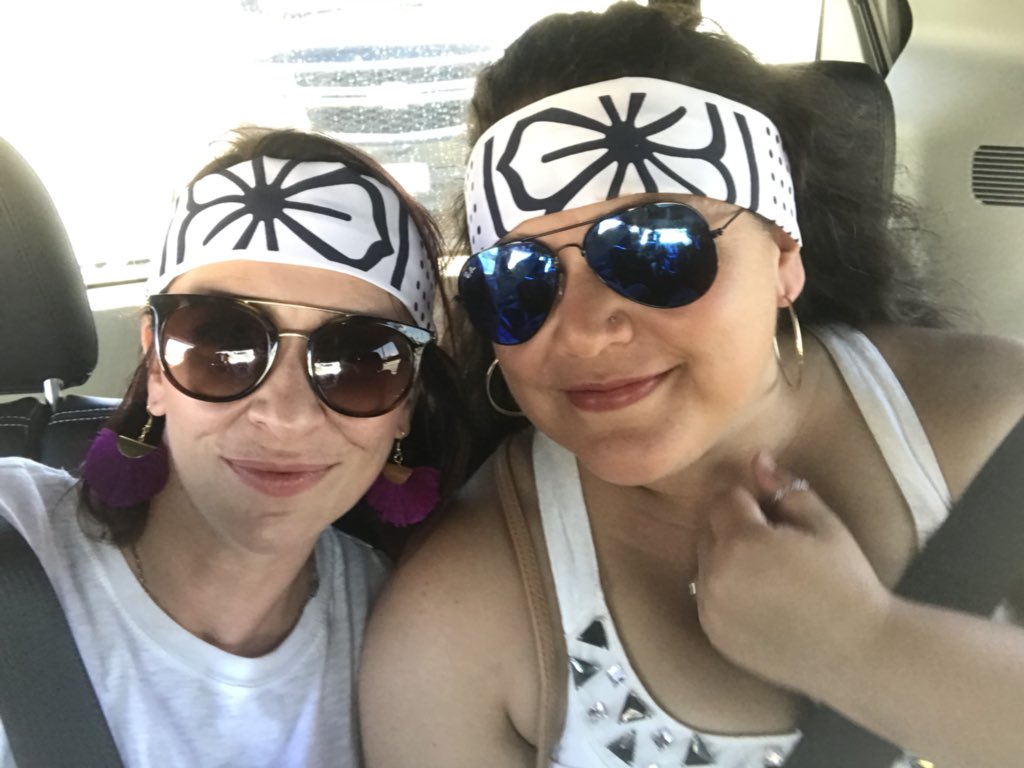 niclittle_yyc's tweet photo. Round 1 day 1 @coachella #vanparty https://t.co/cjs4rNatIS