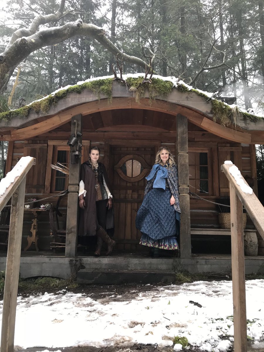 RoseAReynolds's tweet photo. #OnceUponaTime https://t.co/nSBcV55twt