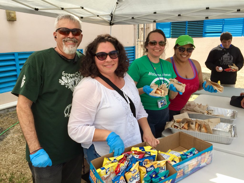 andrewkearns64's tweet photo. Administration, faculty, and PTSA at @josemartimast taking part in our #EarthDay2018 celebrations after school on Friday! #MDCPSEarthDay 😃🌎🌿 #mast1718 @STEMDesignation @MDCPS @MDCPSNorth https://t.co/Way0SLEgh3