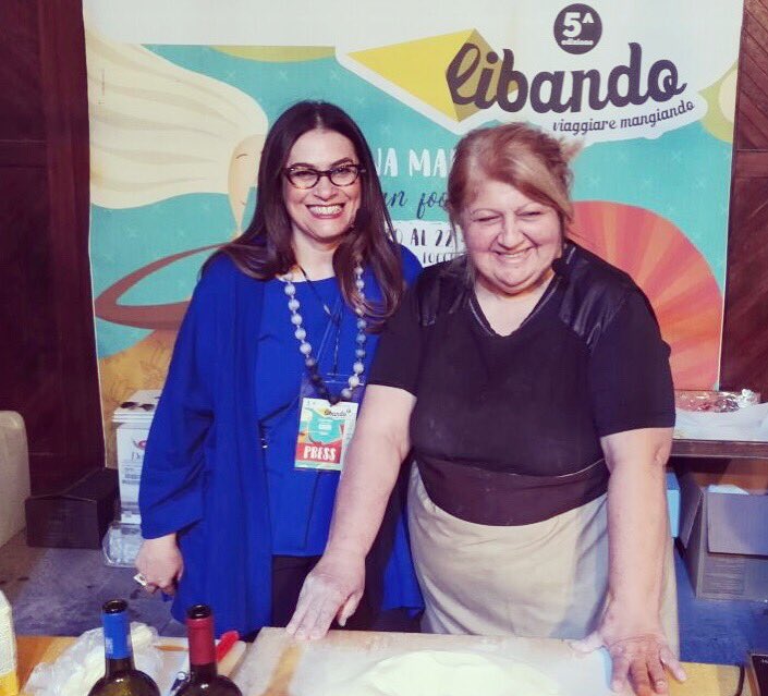 cittameridiane's tweet image. Con la mitica Nunzia delle #orecchiette di Bari Vecchia: #cittameridiane presenta il suo #laboratoriodelgusto a #libando2018 a #Foggia @WeAreInPuglia @libando_fg @lacuocagalante @LucaPery @lovecetraro @sscinic @attanasio_g @ZenZyAZonzo @PopCornPress1 @_Tips4Trips_ @flavorsuitcase