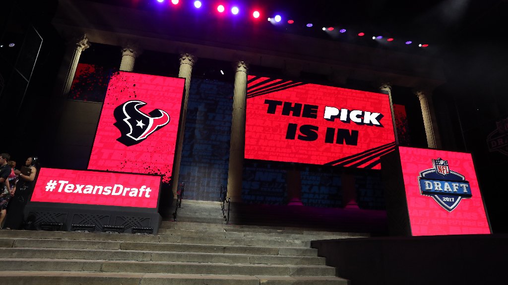 Could the #Texans move up in the 2018 #NFLDraft? 🤔  📰: bit.ly/2HxIDEL https://t.co/SlsWR7tGIA