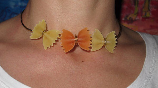 FlorianLefebvr1's tweet photo. Nathalie sortant son collier d’immunité #kohlanta https://t.co/Th5Q91UFZg
