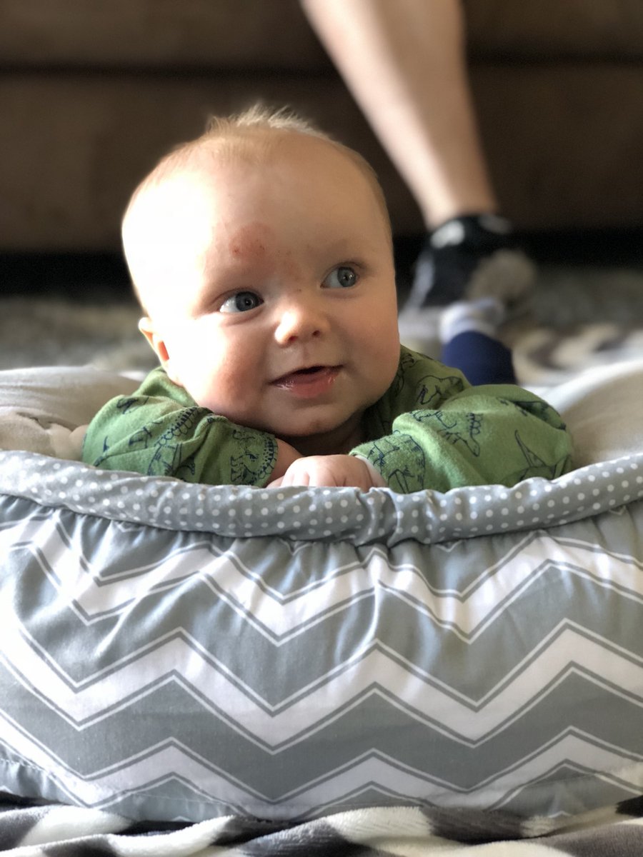 britt_mcginnis's tweet photo. When ya become a pro at rolling over😎🤘🏼 #liamdaniel #happyaf https://t.co/ULNtyusw2M
