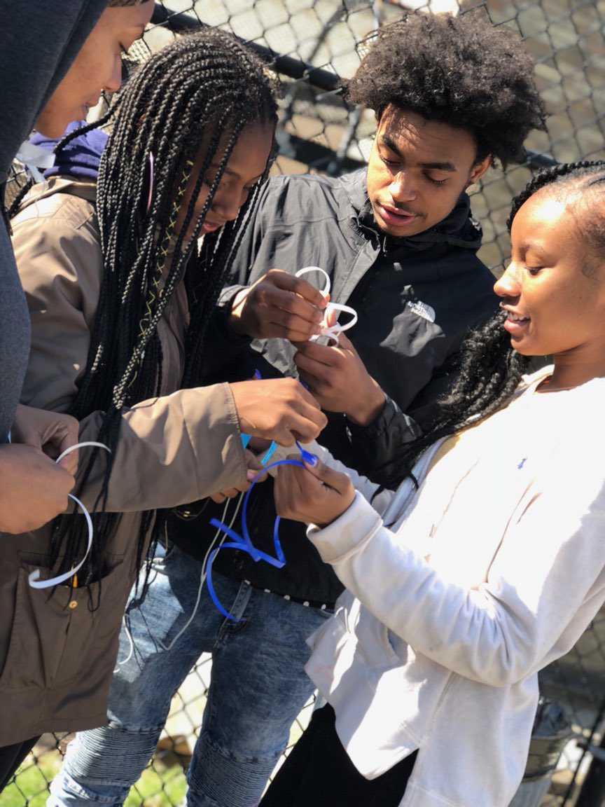 AlwaysRepUPREP's tweet photo. UPrep students and staff participated in a peaceful demonstration against gun violence today that began in the auditorium watching powerful videos, silent circle up outside and concluded honoring those that we’ve lost with ribbons.  #FinishingStrong💪🏾 @AlwaysRepUPREP @PPSnews https://t.co/ProqCwD0Oe