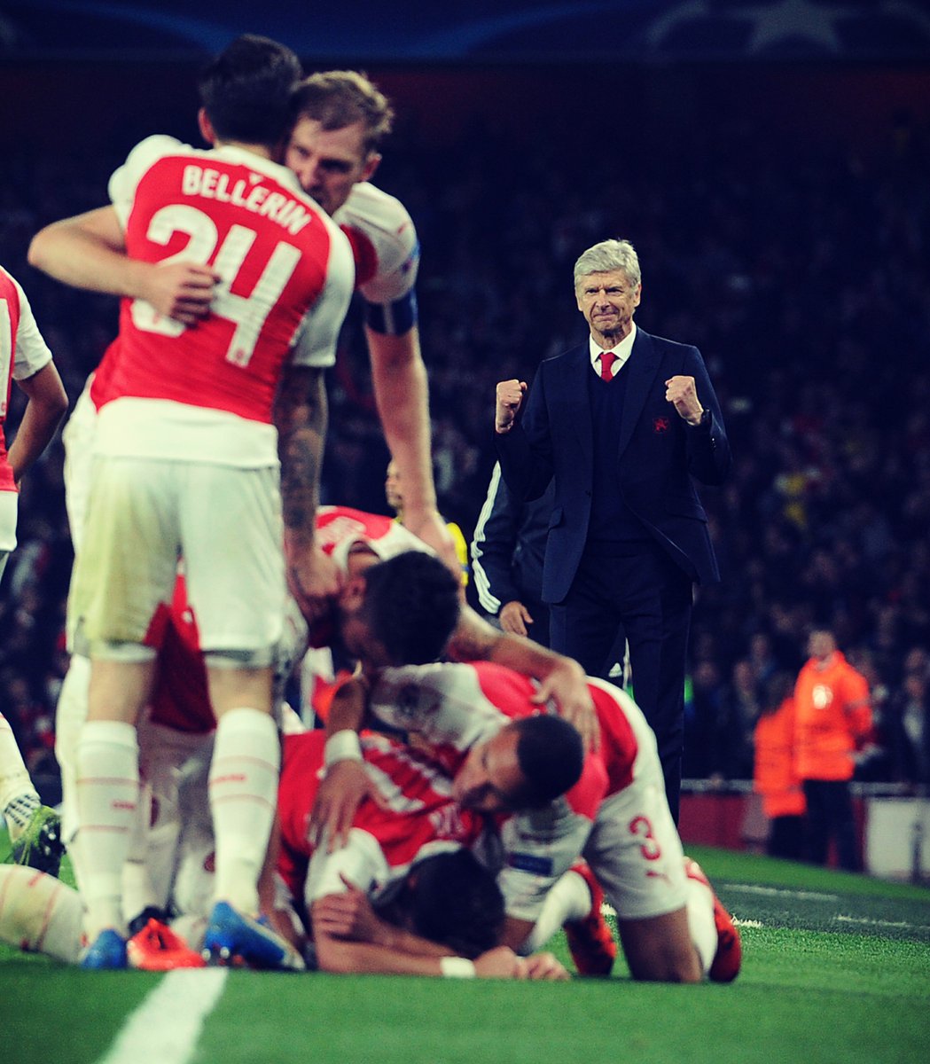 Arsenal's tweet photo. ❤️

#MerciArsène https://t.co/g4zQXF0PPS