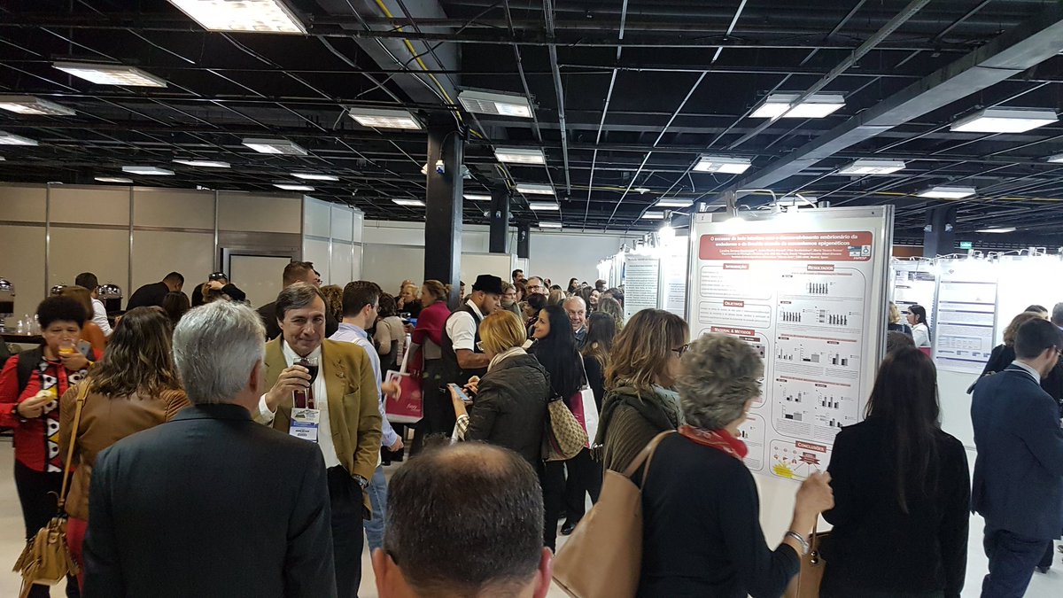 sbem_tireoide's tweet photo. Happy Posters no #EBT2018. Debate e confraternização https://t.co/iTGdhaEWKs