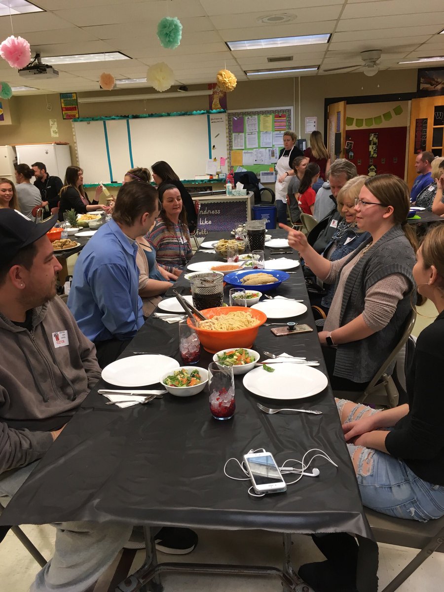FACS_WHS's tweet photo. And that’s a wrap! 30 dishes made by 24 kids in 6 kitchens to sever their 24 guests!
#theyrock #beoirguest #facsteacher #foodslab #proudteacher https://t.co/chS8OKbNHn