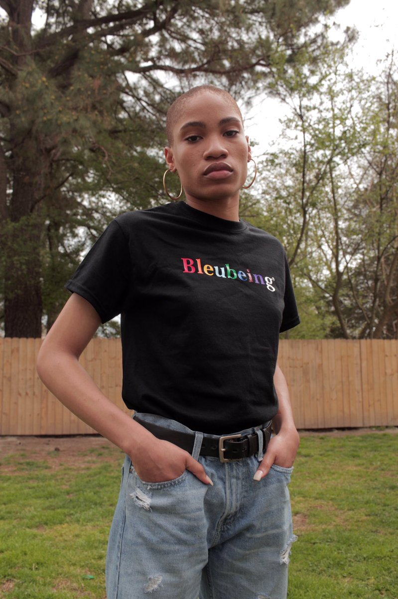 ramirbetts's tweet photo. #CRAYOLACOLLECTION IS NOW AVAILABLE IN 5 DIFFERENT COLORWAYS. COMMENT BELOW OR DM IF INTERESTED IN PURCHASING! https://t.co/UdcTmmVbMf