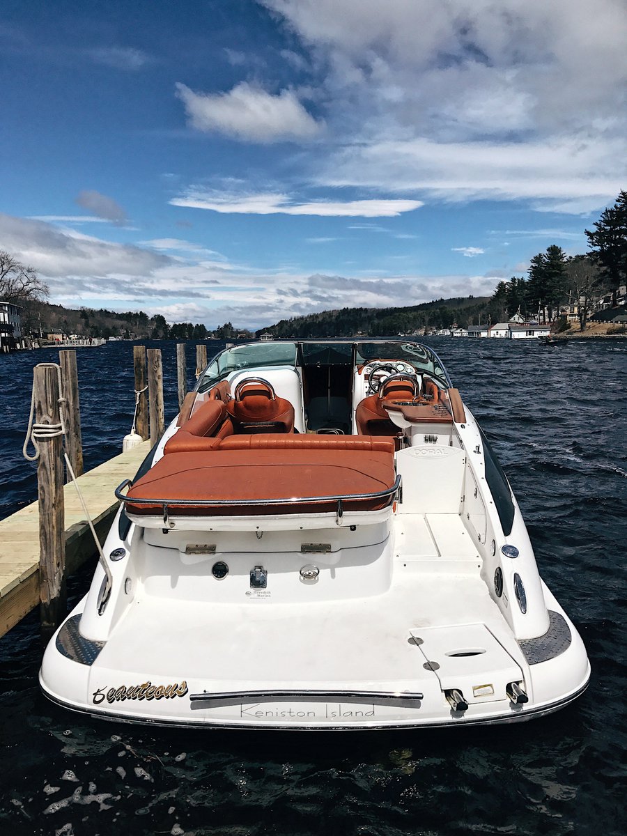 IrwinMarine's tweet photo. The ice is out @IrwinAltonBay! The first boat ride of the season in a freshly sold brokered boat! It's getting closer!!! #iceout #winnipesaukee #nhboating #boating https://t.co/yDLXpzQfLk