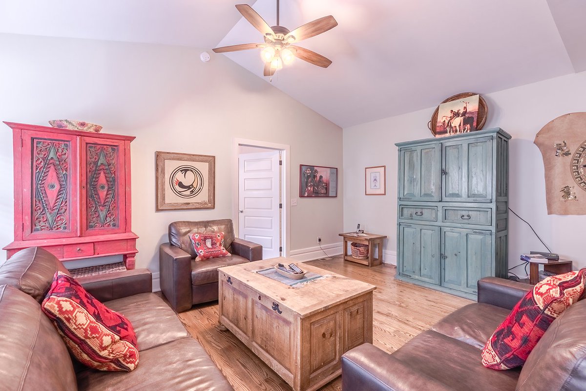 ILCnashville's tweet photo. Did you know? We offer Independent Transitional Living for Men? #MenInRecovery #SoberLiving
Contact us for tours:
📱Phone: (615) 891-2226
✉️Email:info@integrativelifecenter.com
https://t.co/Q1SjHzT6NI https://t.co/9qwoMDc0tN