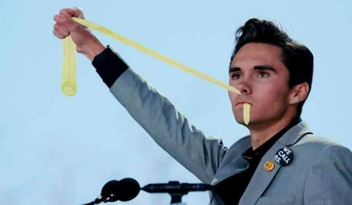 TyrantDefense's tweet photo. David Hoggwash has just inked a $1 million book deal!
Even though he wasn’t even at the school at the time of the shooting....what could a 17 year old CNN puppet have to say to warrant $1 million clams??
Picture is from his speaking event today.
#HoggWash
#cnnpuppet https://t.co/xVTy96kbrI