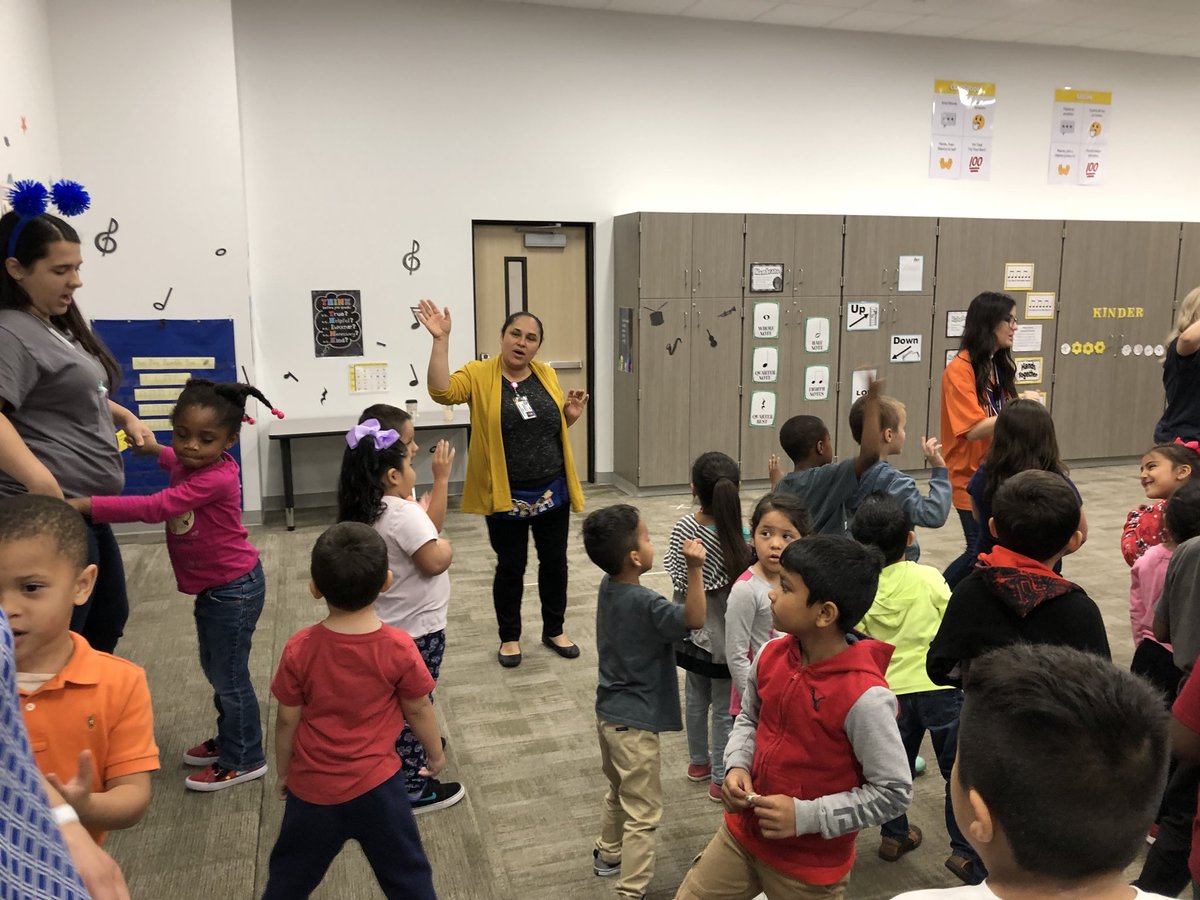Mrs_Quinteros's tweet photo. @cfisd_rodriguez @HooverCFISD The last dance...you are AMAZING and we WILL miss you! Stay happy!! God loves you! #ThinkLikeAKidAndHaveFun https://t.co/EaBLYkEMHC