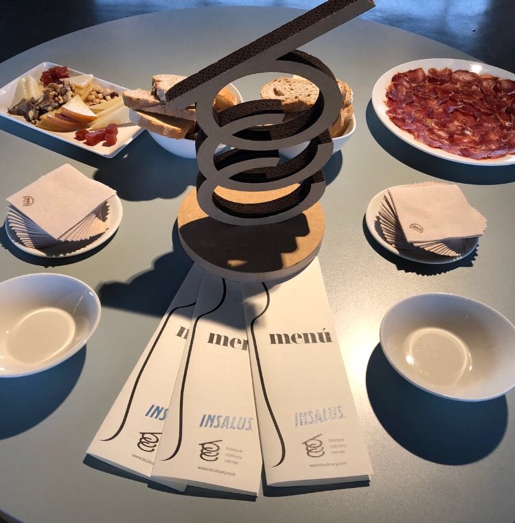 JMAizega's tweet image. Bertsoak eta gastronomia Basque Culinary Center-en @insalus1888 en laguntzarekin