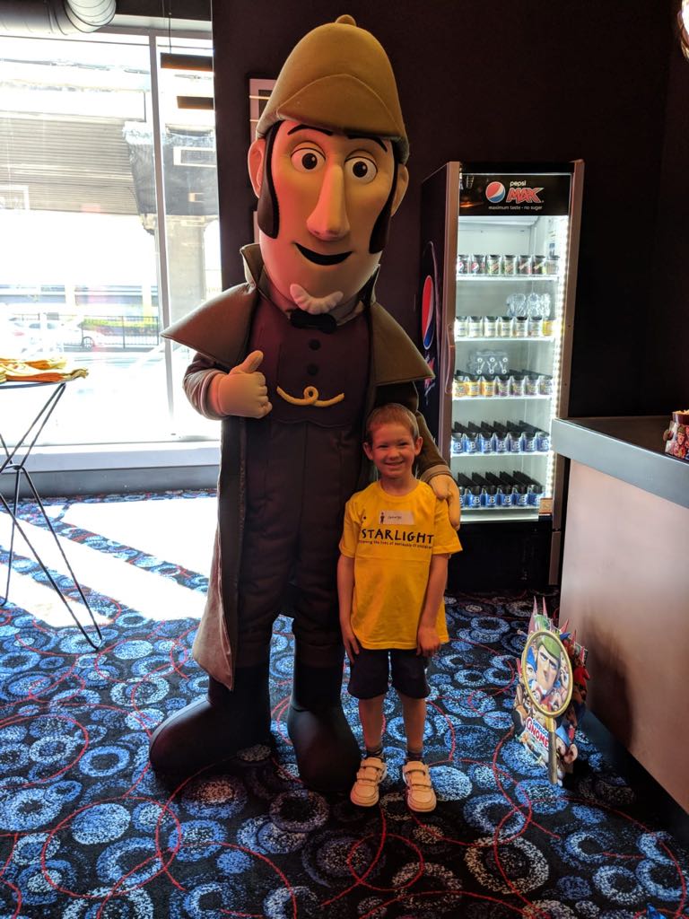 GiantPledge's tweet photo. Thanks so much @ParamountUK for inviting @starlight_uk @GiantPledge and other #kidswithcancer families to your #ViacommunityDay @sherlockgnomes preview! You made George's day! #lifeaftercancer #Elementarydearwatson https://t.co/H5XF4tEyQM