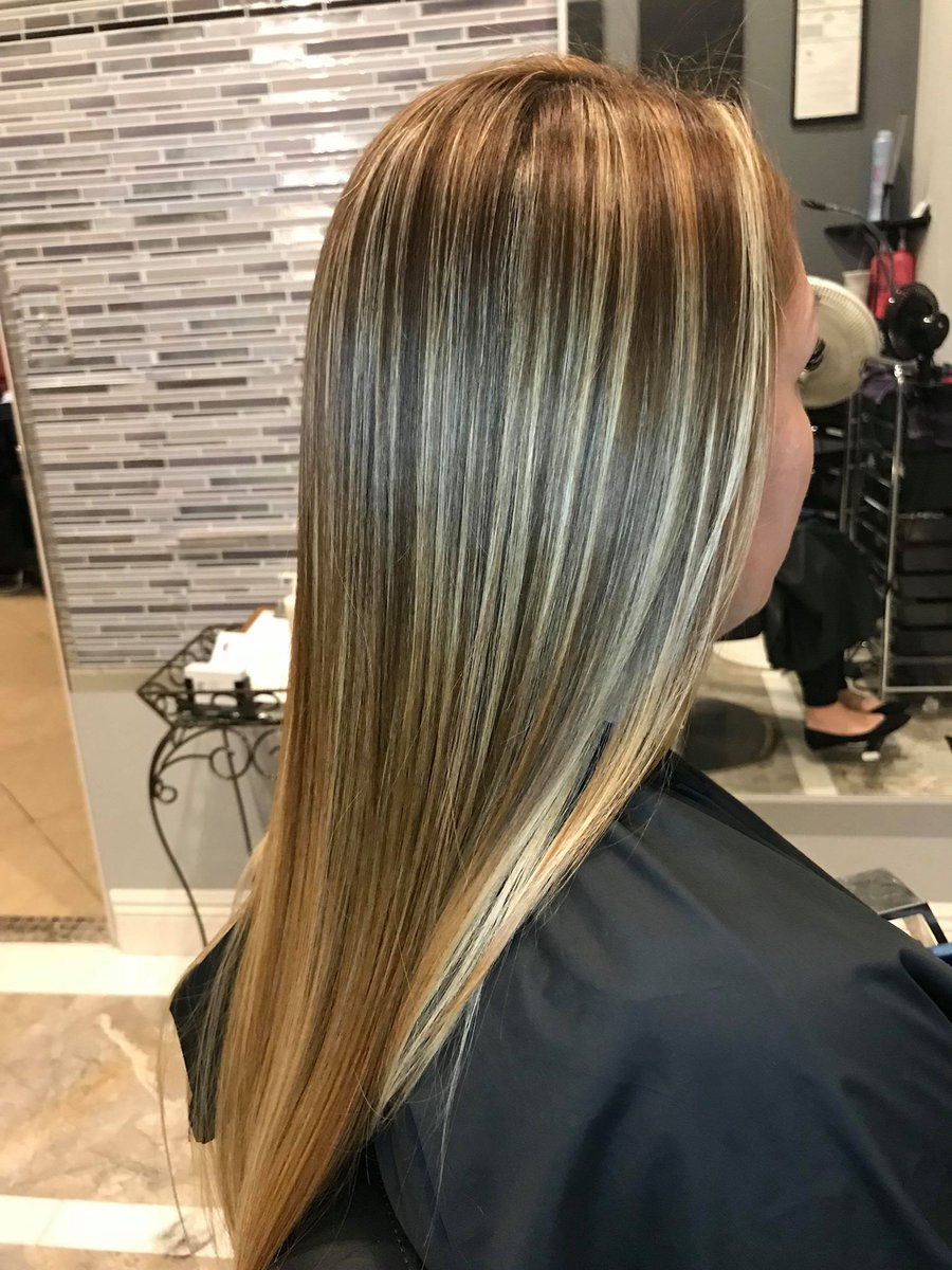 QueenHairStudio's tweet image. BRAZILIAN BLOWOUT | $135.00 💙🖤💙🖤

Hair by Lorena 👑

#hudabeauty #musthave #topstylist #brazilianblowout #bookme #prettyhair #hairporn #keratin #beautyblogger #backtoschoolhair #beauty #hairstyle #hairtrends #trendyhair #beautifulhair

(619) 345-0913