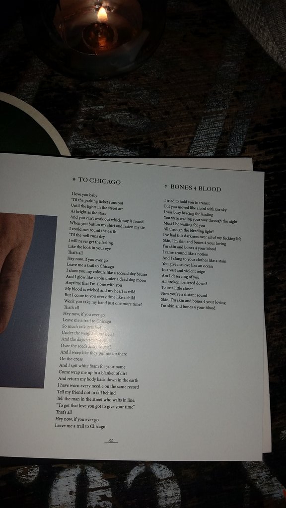 bnicd's tweet photo. Sorted! Now I'll be able to sing all the @ciaran_lavery songs with the right lyrics #SweetDecay @MonroesLive Galway gig https://t.co/A8jWICstjN