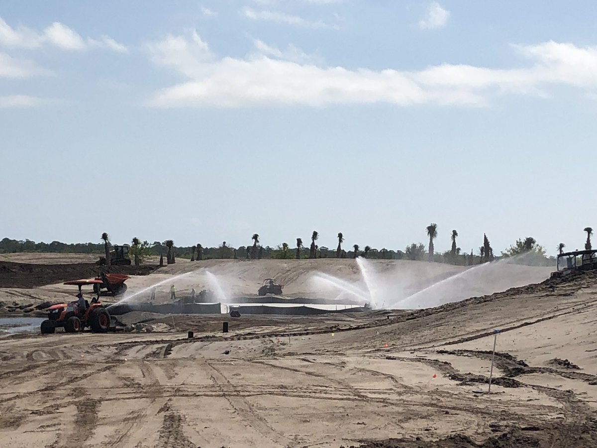 MMconch27's tweet photo. Water now flying at Grove XXIII #toroinfinity #torolynxsmartmodule https://t.co/LHFM8EZv73
