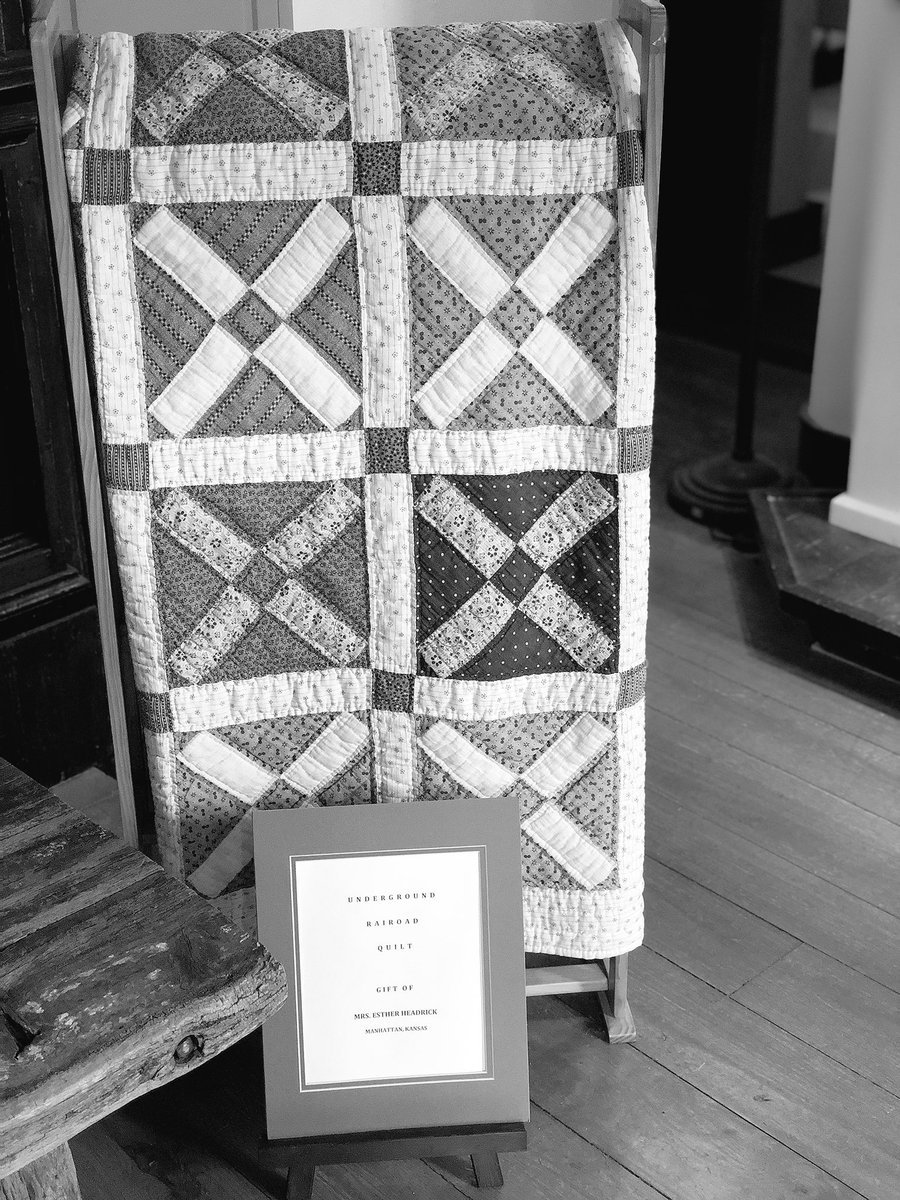 nicolebjohnson1's tweet photo. Painting of the Wilson potters, some of the first freedman entrepreneurs in a Texas & a quilt from the Underground Railroad. #dayoff #exploringmyroots https://t.co/tFZ5JmRvq7
