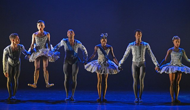 BalletBlack's tweet photo. Another night of #StepsBackInTime done! Two more performances tomorrow, then we are off on tour with our own programme of #BBTheSuit & #BBDream! ๐๐๐ฆ๐ท Photography Of #Laiderette & #DreamWithinAMidsummerNightsDream by #BillCooper https://t.co/7mhDqmK23g