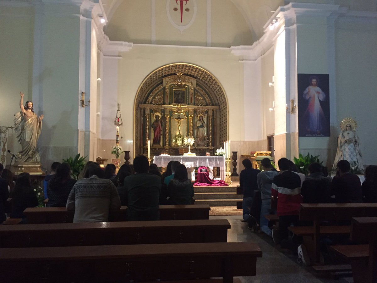 arcijoven's tweet photo. Gracias a la @ParroquiaME por su acogida y la preparación de la #oración #arciprestal de #jóvenes en este mes de abril https://t.co/rxGLJX2sXx