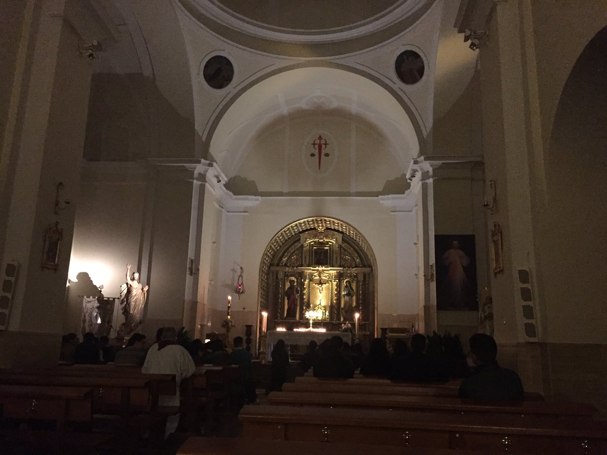 arcijoven's tweet photo. Gracias a la @ParroquiaME por su acogida y la preparación de la #oración #arciprestal de #jóvenes en este mes de abril https://t.co/rxGLJX2sXx