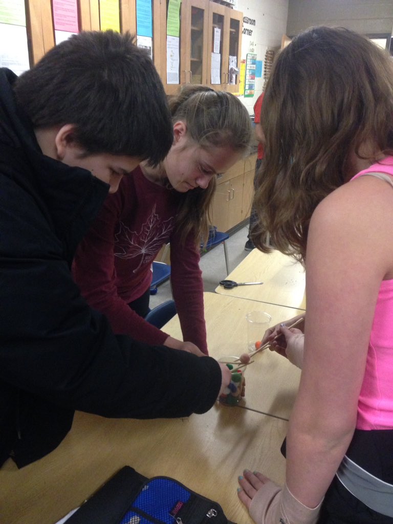 LDubsGatestone's tweet image. Pompom Chopstick Race! #colourchallenge #class78