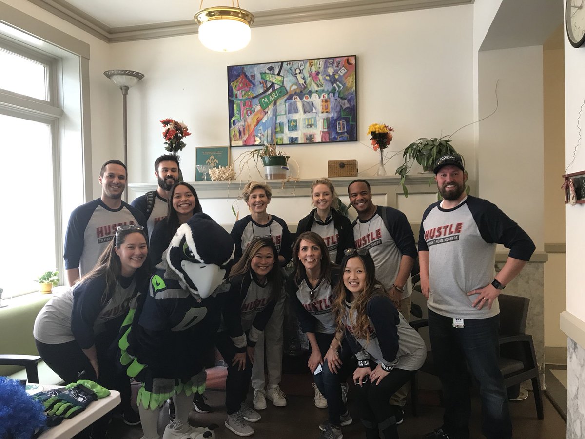 Kelimus's tweet photo. #hustleforplymouth Team @Seahawks wins! Good game @ElysianBrewing and thank you for hosting @PlymouthHousing! https://t.co/hzqkN5GKSr