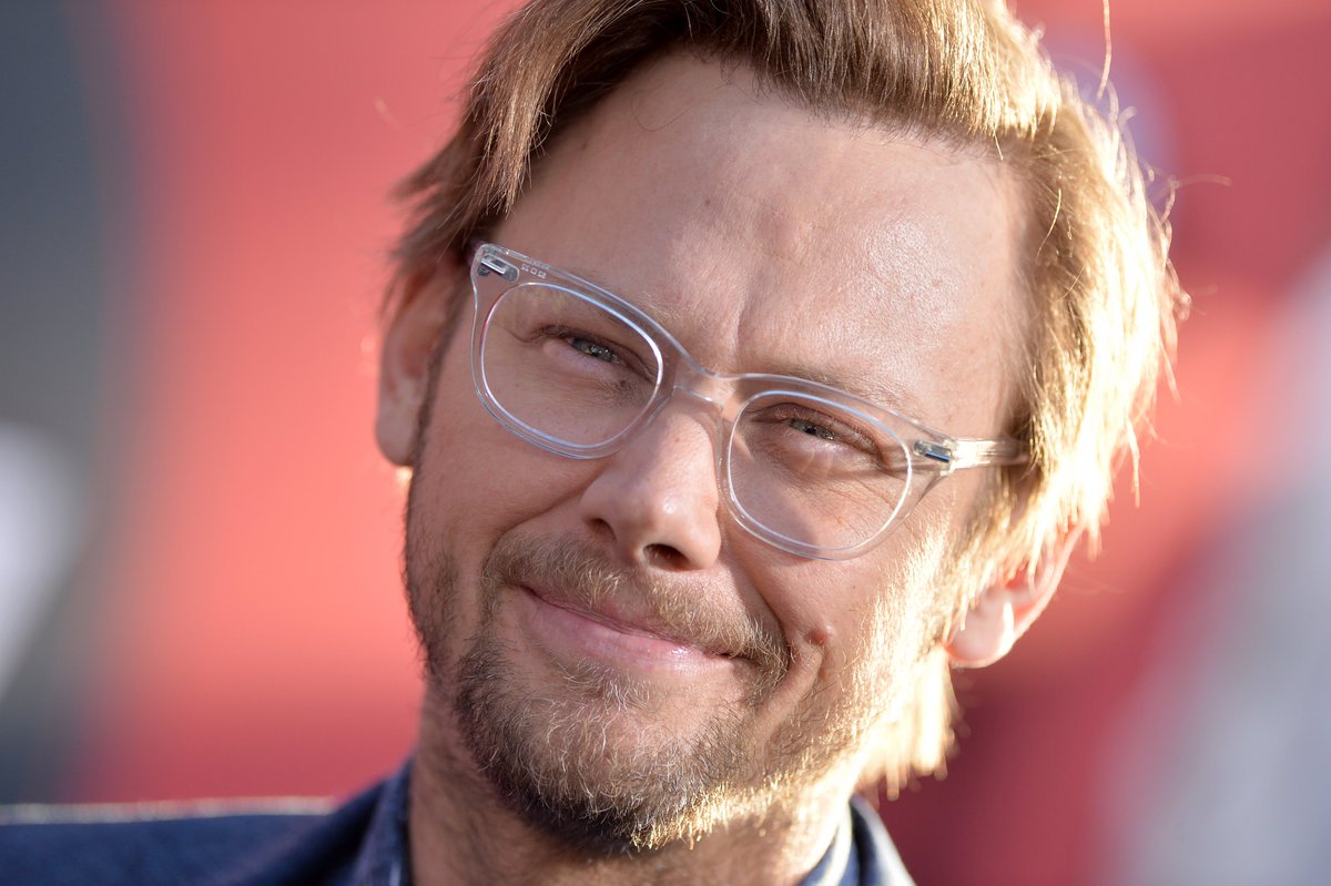 jsimpsonfansite's tweet photo. Images of @jimmisimpson from the Westworld Season 2 Premiere have been added to our photo archive! 
🔗 https://t.co/OMyRnsYzPI https://t.co/uAF0xENG5b