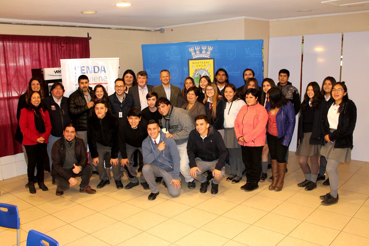 Alumnos, SENDA Mostazal y autoridades, dan el vamos a nuevo año escolar bit.ly/2qOSQSR