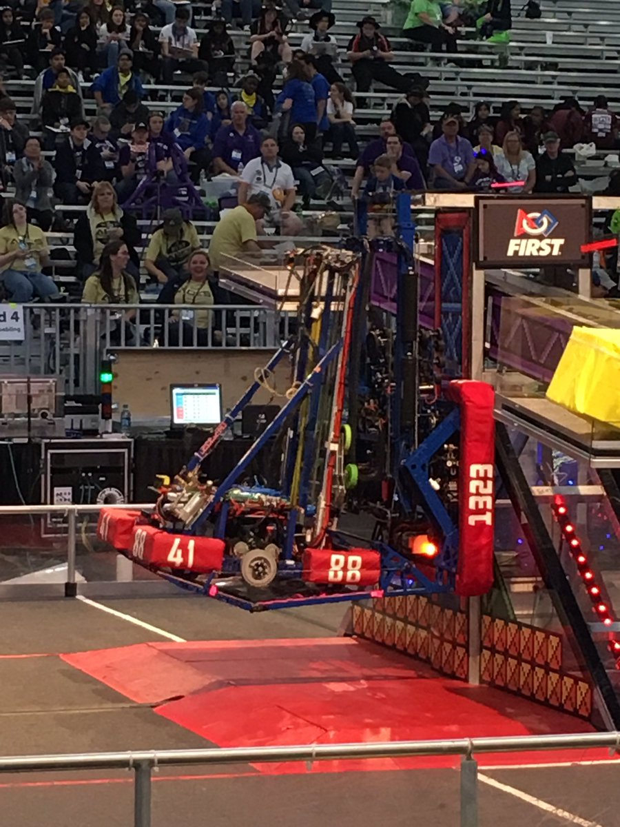 After 2 days of qualification matches, we finish as the 2nd ranked team in the Roebling division and are excited for alliance selections tomorrow! #omgrobots