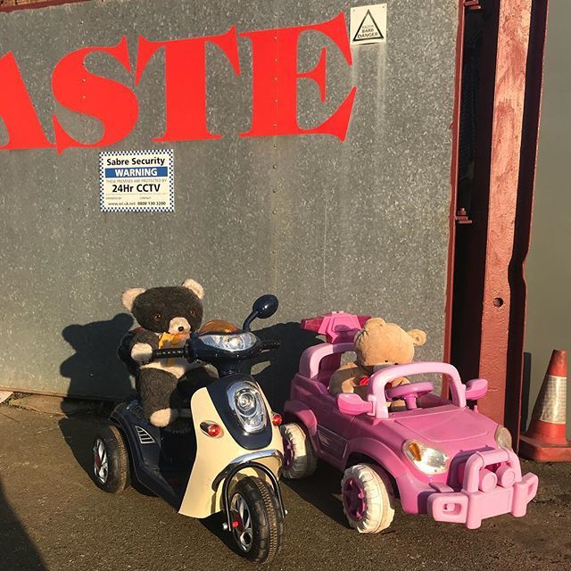 henrycomb_'s tweet photo. Thank you @orig_proj for the Creative Workplace Summit, good to  hear from so many creative spaces and to see round the artist studios based in Great Yarmouth too. Here’s my #ispygy moment 👀 https://t.co/hBNipJE8Uw https://t.co/aMU5bAH8Ad